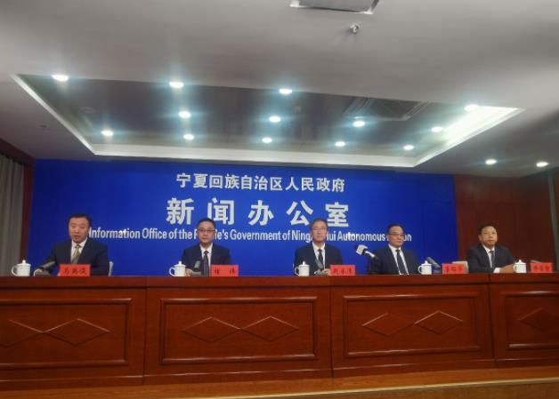 在《實施方案》的指導下，寧夏走出了綠能開發(fā)、綠氫生產(chǎn)、綠能轉型發(fā)展的道路.jpg