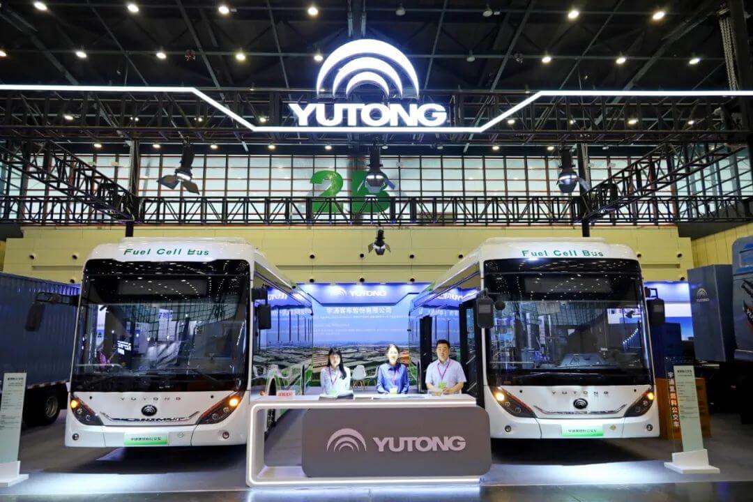 宇通新能源產(chǎn)品亮相2023第十一屆鄭州國(guó)際新能源汽車(chē)博覽會(huì).jpg